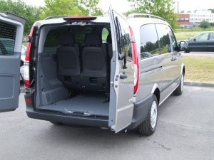 Avtobus_Mikroavtobus_Mercedes_Vito-xxl-1002_6758171951669